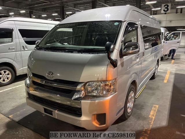Toyota HIACE WAGON GRAND CABIN — фото 1