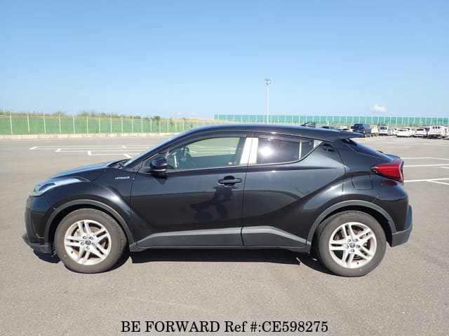Toyota C-HR HYBRID S — фото 2