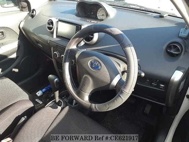 Toyota IST 1.5S L EDITION — фото 3