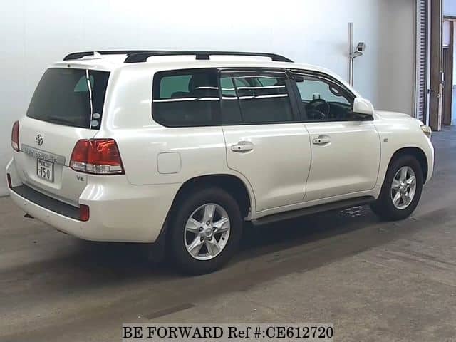 Toyota LAND CRUISER AX G SELECTION — фото 2
