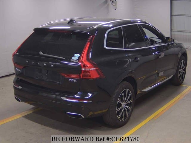 VOLVO XC60 T5 INSCRIPTION — фото 2