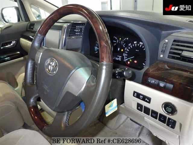 Toyota ALPHARD 240G — фото 4
