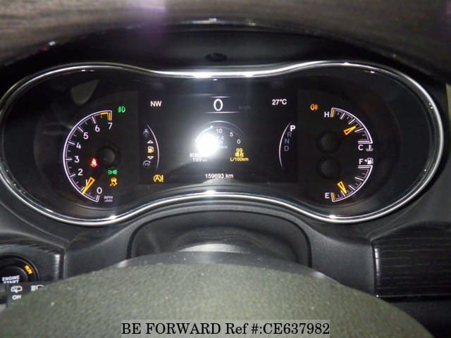 JEEP GRAND CHEROKEE SUMMIT — фото 4