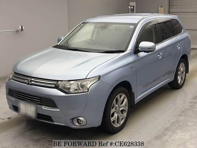 MITSUBISHI OUTLANDER PHEV G NAVI PACKAGE — фото 1
