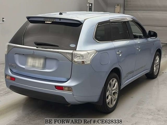 MITSUBISHI OUTLANDER PHEV G NAVI PACKAGE — фото 2
