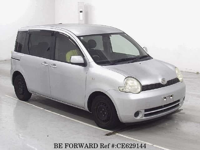 Toyota SIENTA X LIMITED — фото 4