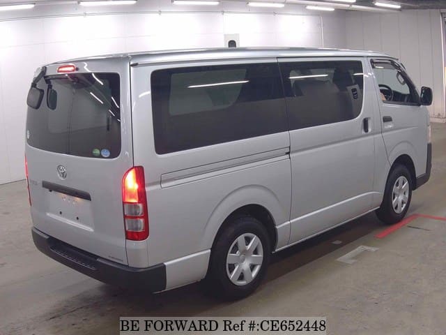 Toyota HIACE VAN DX — фото 2