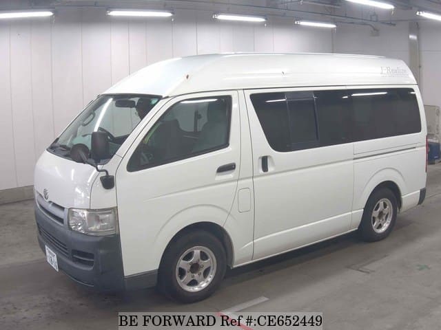 Toyota HIACE VAN DX — фото 1