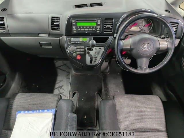 Toyota WISH X S PACKAGE — фото 3