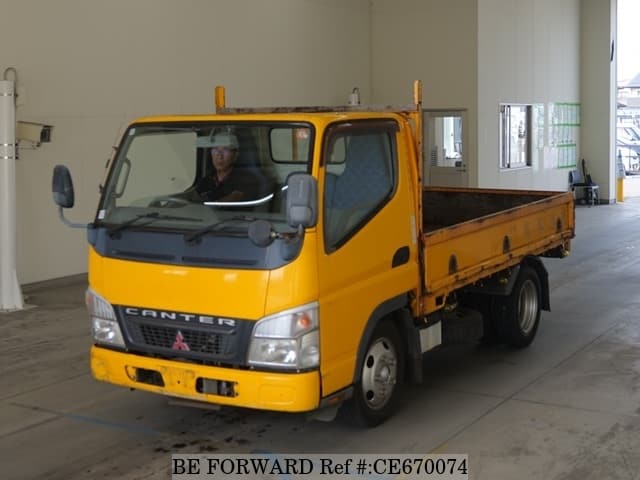 MITSUBISHI CANTER — фото 1