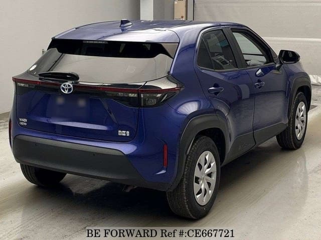 Toyota YARIS CROSS HYBRID X — фото 2