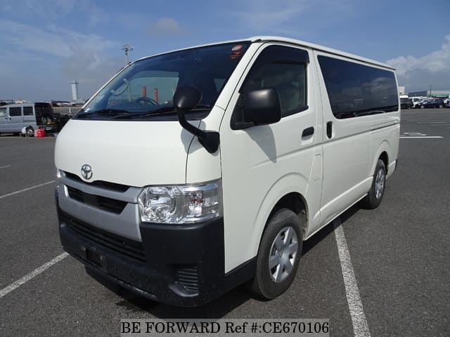 Toyota HIACE VAN — фото 1
