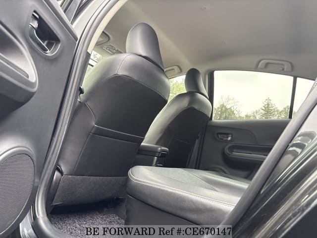 Toyota AQUA HYBRID G BLACK SOFT LEATHER SELE — фото 4