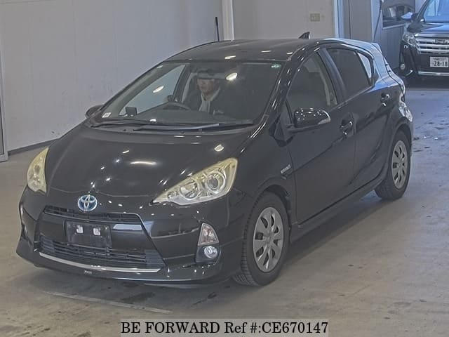 Toyota AQUA HYBRID G BLACK SOFT LEATHER SELE — фото 1