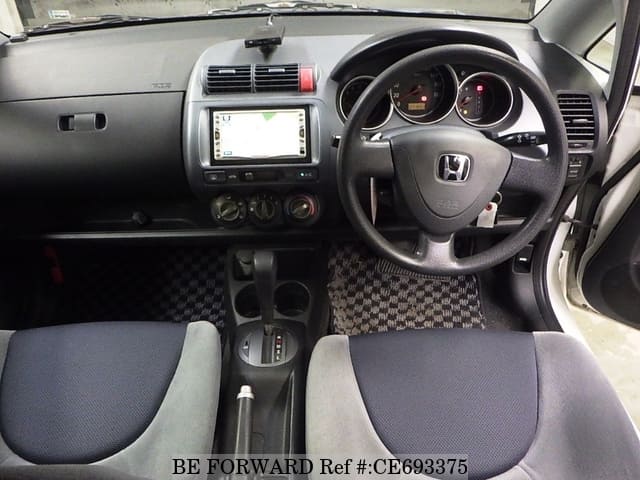 Honda FIT 1.3A — фото 3
