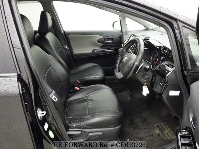 Toyota WISH 1.8S — фото 4
