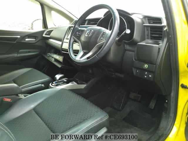 Honda FIT HYBRID L PACKAGE — фото 3