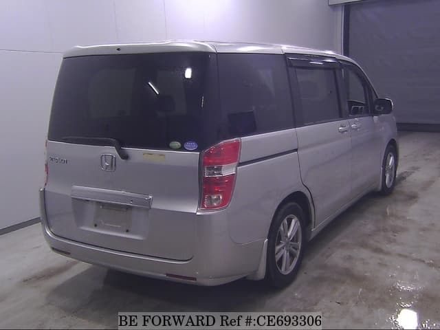 Honda STEP WGN L — фото 5