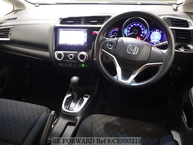 Honda FIT 13G F PACKAGE — фото 3