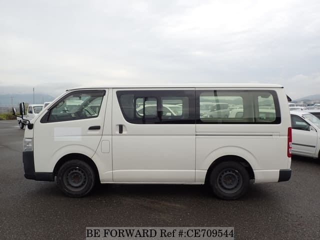 2020 Toyota Hiace, photo 2 of 3