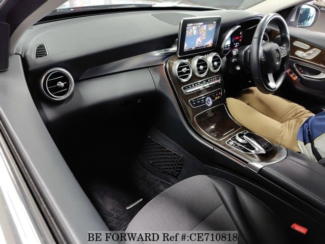 Mercedes-Benz C-CLASS C200 AVANTGARDE — фото 3
