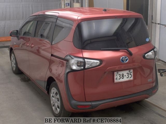 Toyota SIENTA HYBRID X — фото 2