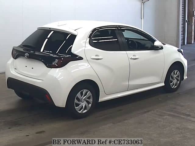 Toyota YARIS X — фото 2