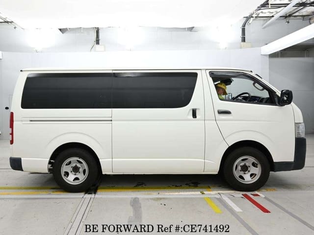 Toyota REGIUSACE VAN LONG DX — фото 3