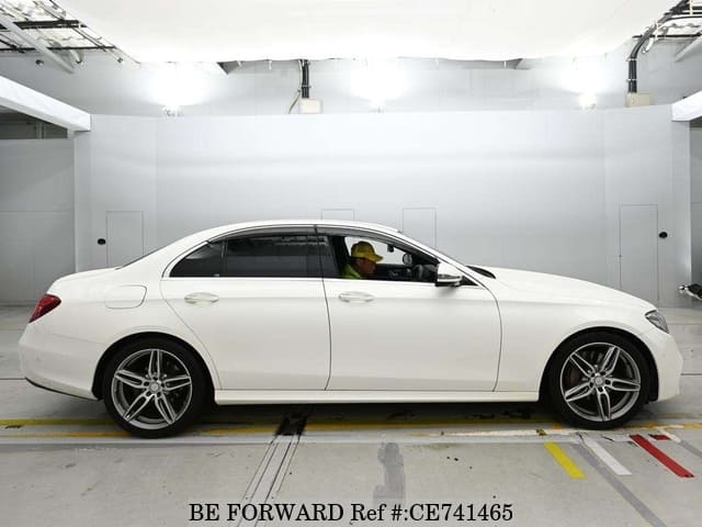 Mercedes-Benz E-CLASS E200 AVANTGARDE SPORTS — фото 4