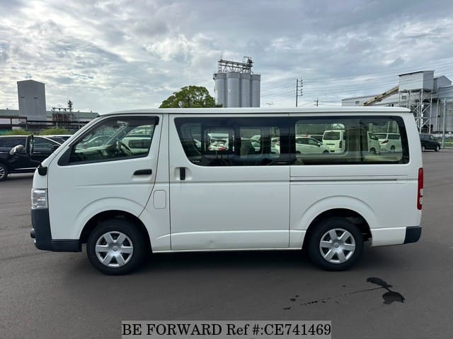 Toyota HIACE VAN LONG DX — фото 2