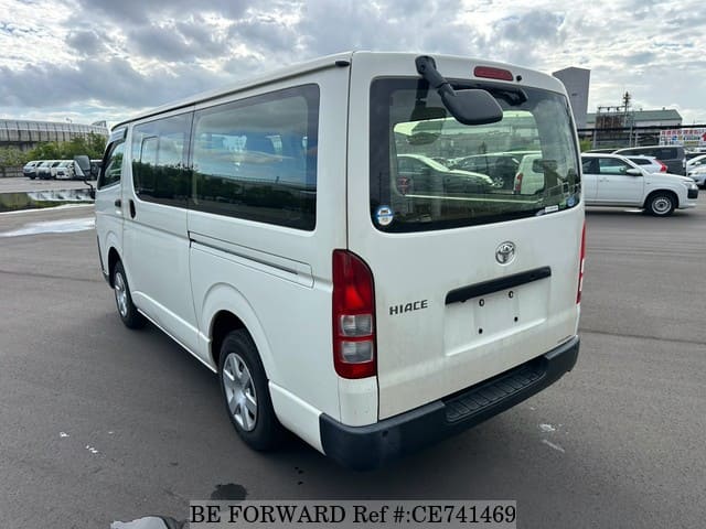 Toyota HIACE VAN LONG DX — фото 3