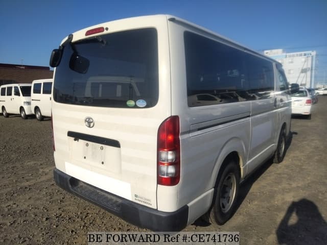 Toyota HIACE VAN — фото 2