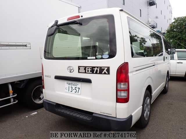 Toyota HIACE VAN DX — фото 2