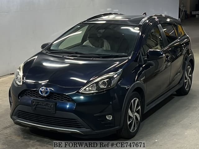 Toyota AQUA HYBRID CROSSOVER — фото 1