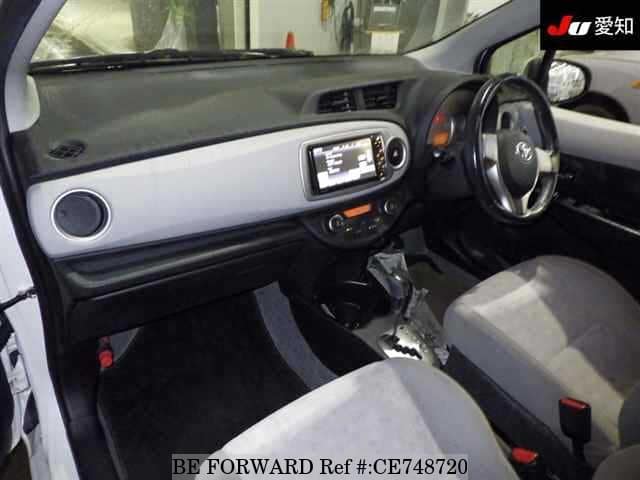 Toyota VITZ U — фото 3