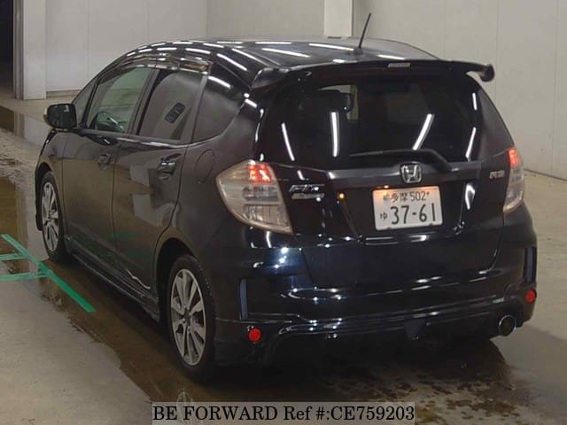 Honda FIT RS 10TH ANNIVERSARY — фото 3