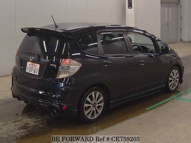 Honda FIT RS 10TH ANNIVERSARY — фото 2
