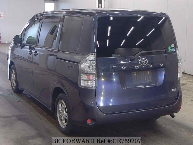 Toyota VOXY X L EDITION — фото 3