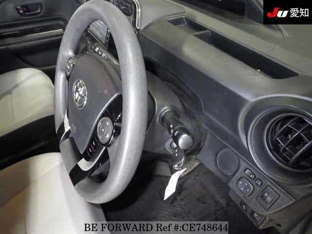 Toyota AQUA HYBRID L — фото 4