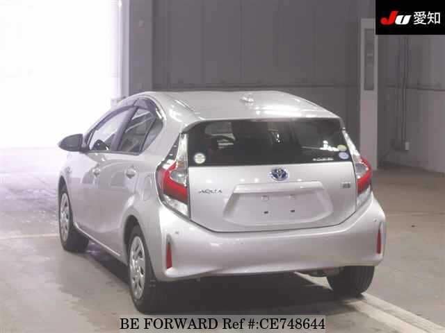 Toyota AQUA HYBRID L — фото 2