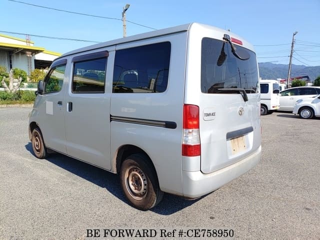 Toyota TOWNACE VAN — фото 4