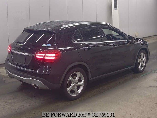 Mercedes-Benz GLA-CLASS GLA180 — фото 2