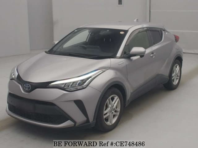 Toyota C-HR HYBRID S — фото 1