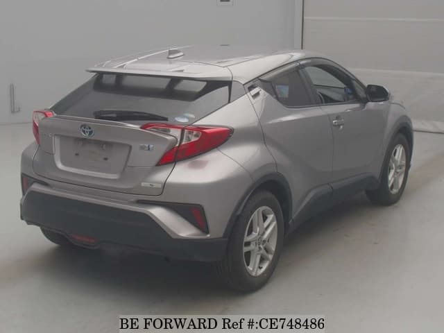 Toyota C-HR HYBRID S — фото 2