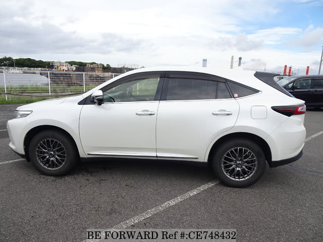 Toyota HARRIER PREMIUM — фото 2