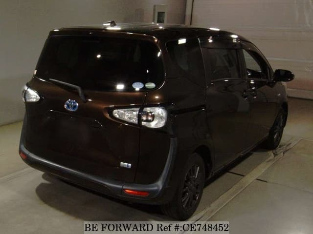 Toyota SIENTA HYBRID G — фото 2