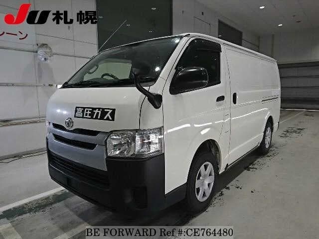 Toyota HIACE VAN DX — фото 1