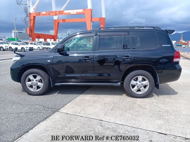 Toyota LAND CRUISER AX G 60TH BLACK LEATHER SELE — фото 2