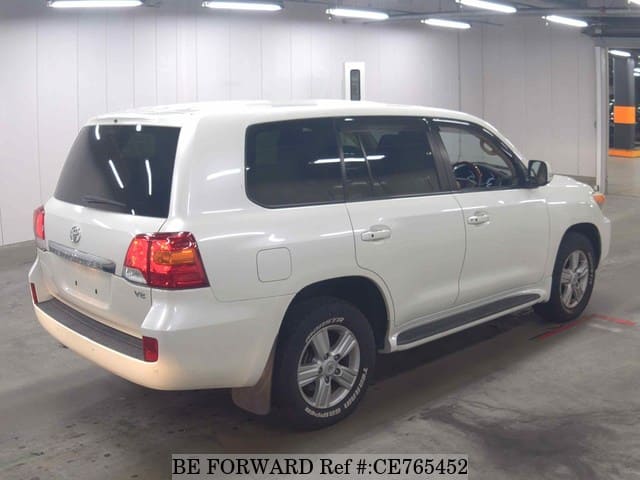 Toyota LAND CRUISER AX G SELECTION — фото 2