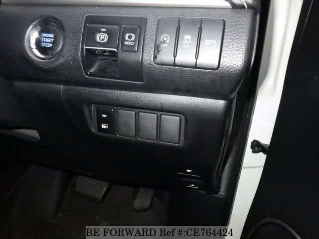 Toyota HARRIER ELEGANCE — фото 4